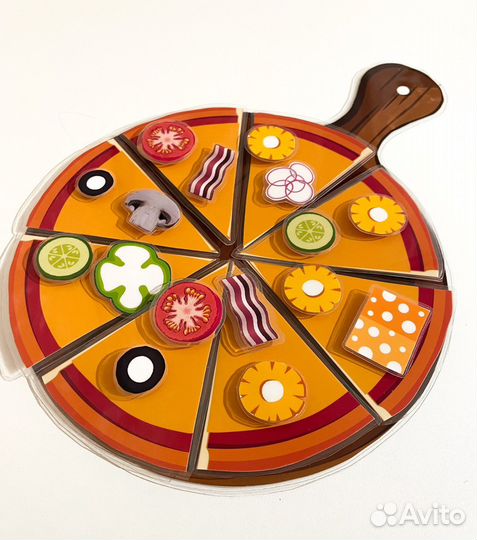 «Пицца» играют на липучке