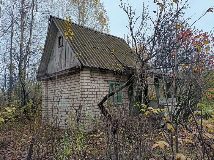 Дача 20 м² на участке 4 га