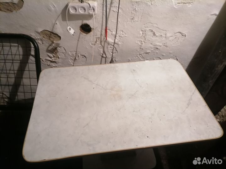 Кухонный стол бу