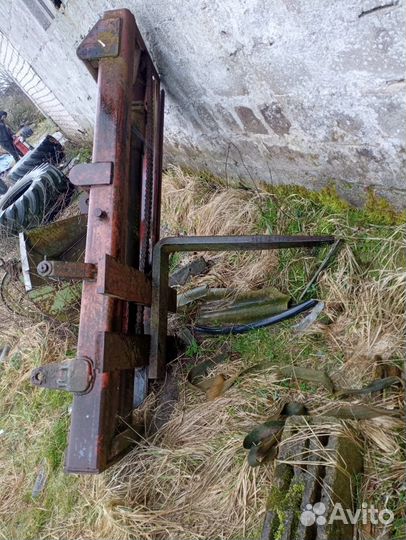 Кара вилы на трактор