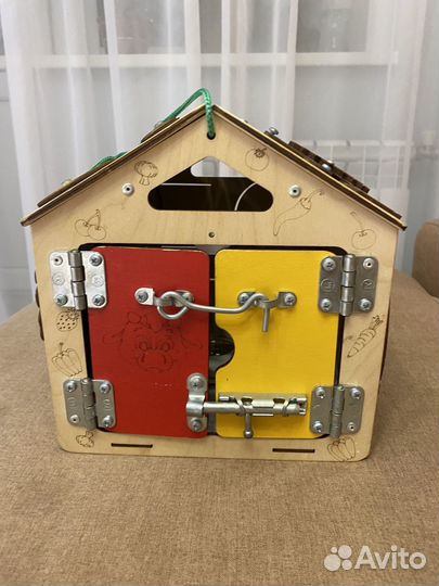 Бизиборд домик со светом