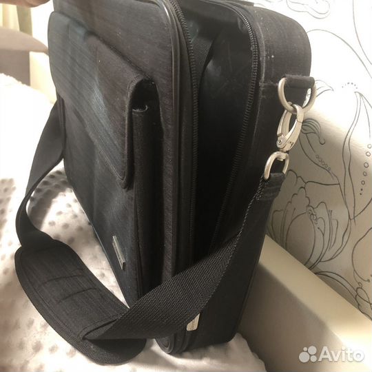 Сумка continent для ноутбука 40х30х7