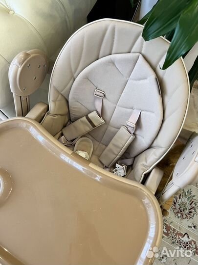 Продам стульчик для кормления Happy Baby