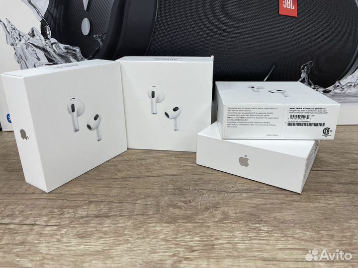 Беспроводные наушники с микрофоном Apple AirPods 3