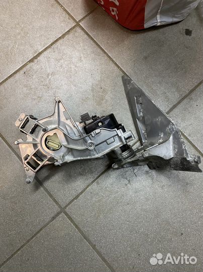 Тойота ленд крузер 200 корпус зеркало