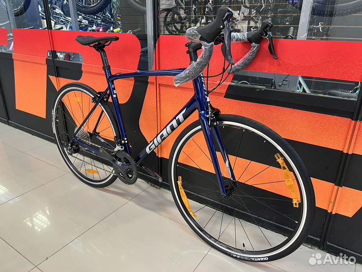 Шоссейный велосипед Giant Contend 1 2022