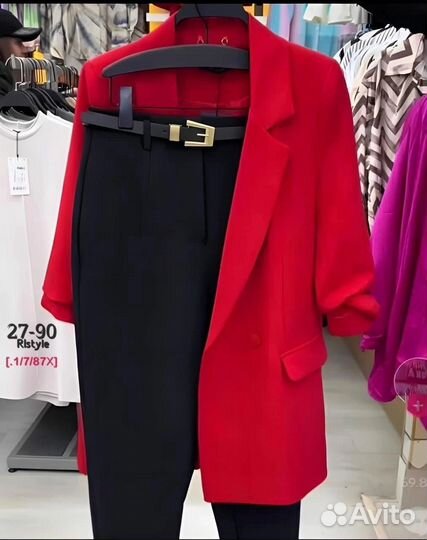 Брючный костюм