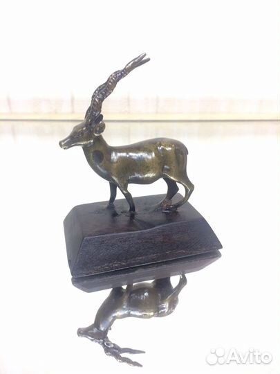 Статуэтка старая бронза и дерево