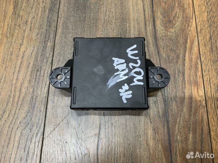 Mercedes Benz W204 Блок комфорта задней левой двер