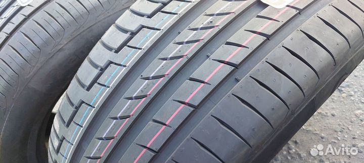 Continental ContiPremiumContact 6 ContiSilent 285/45 R22 и 325/40 R22 114Y