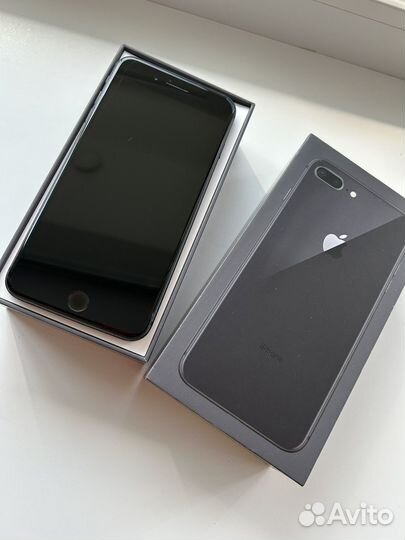 Телефон iPhone 8 plus