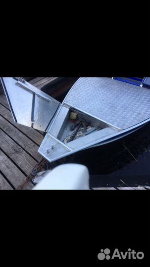 Продам лодку Салют 510 вельбот suzuki 90 DF