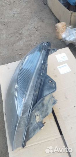 Фара правая Kia Rio 2 рестайлинг