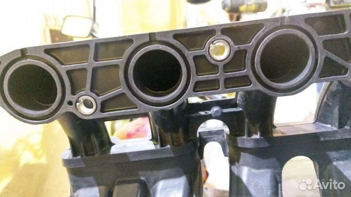 Ресивер впускной 21127