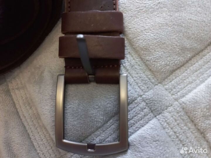 Мужской кожаный ремень коричневый