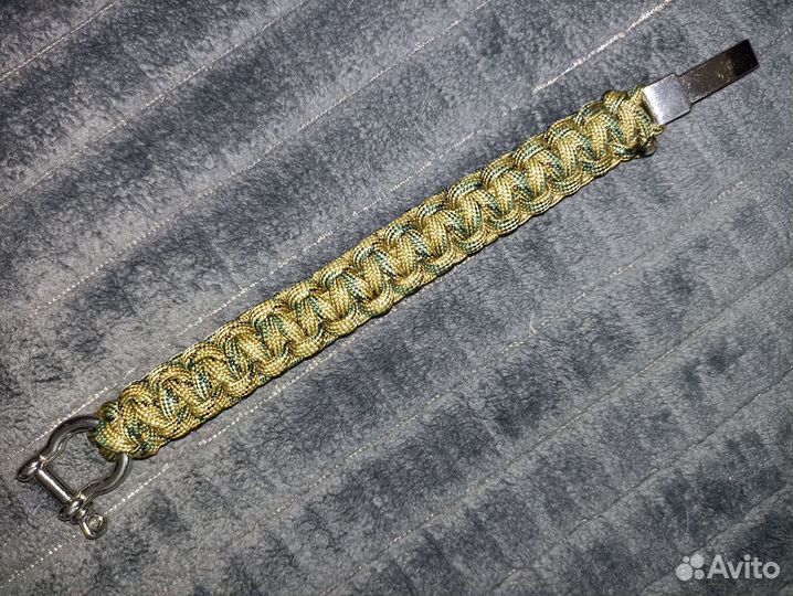 Продается браслет из паракорда