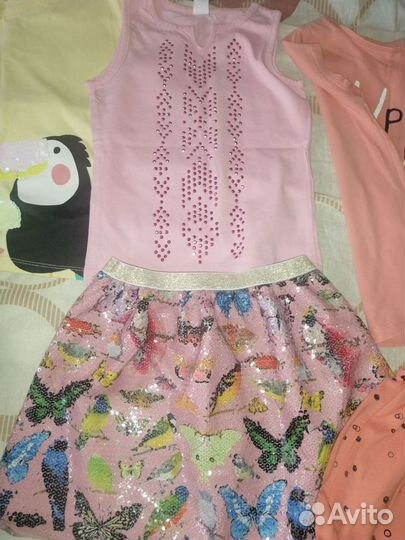 Пакетом летние вещи на 4-5 лет 104-110 11 штук