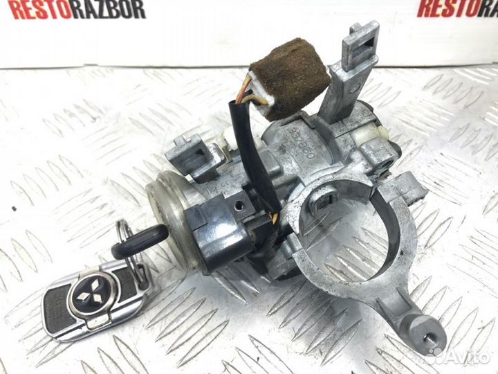Замок зажигания Mitsubishi Chariot Grandis минивен