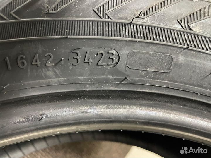 Nokian Tyres Nordman 8 205/60 R16 96T