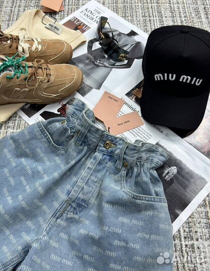 Шорты Miu Miu