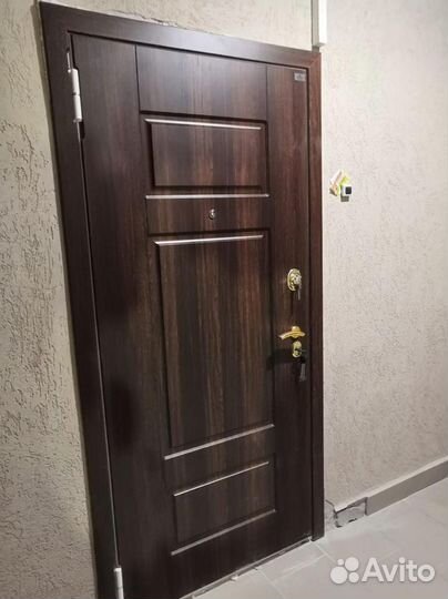 Дверь входная металлическая