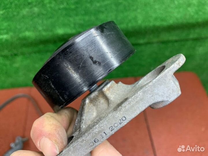 Ролик натяжной приводного ремня Volkswagen Polo 6