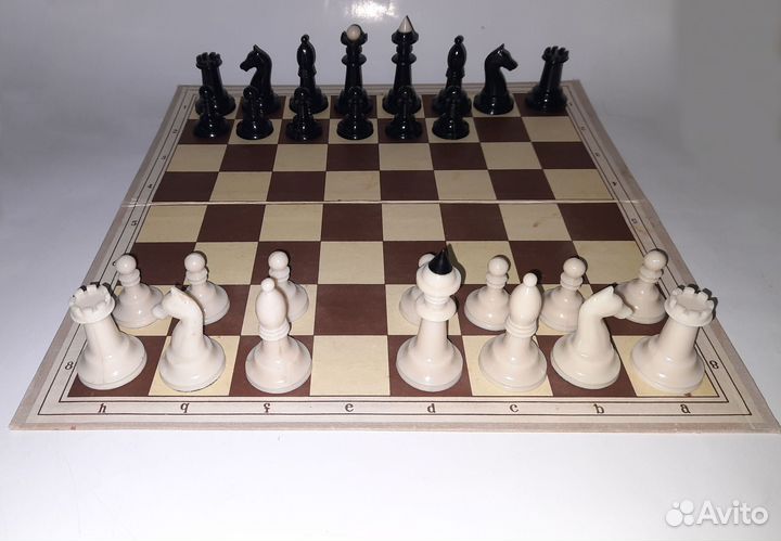 Шахматы СССР карболит, доска картон
