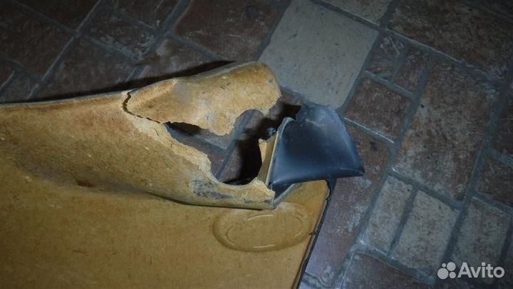 Обшивка багажника Volkswagen Sharan I (7M) 1995-2