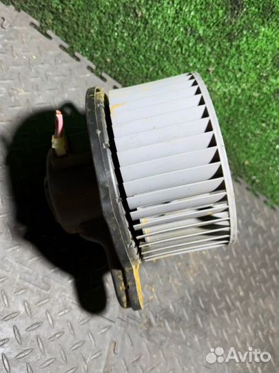 Моторчик печки Hyundai Santa Fe 2.2 2008