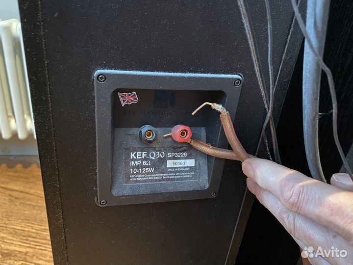 Колонки KEF Uniq Q-30
