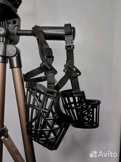 Шлейки,ошейники,поводки,амуниция для собак и тд