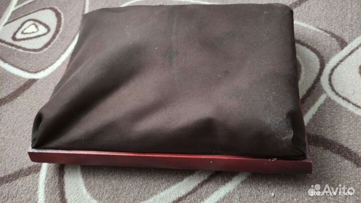 Стол-поднос для кровати