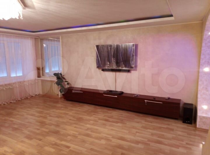 4-к. квартира, 153 м², 2/5 эт.