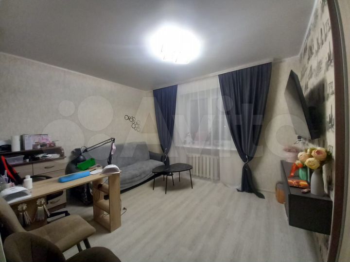 2-к. квартира, 56,5 м², 2/4 эт.