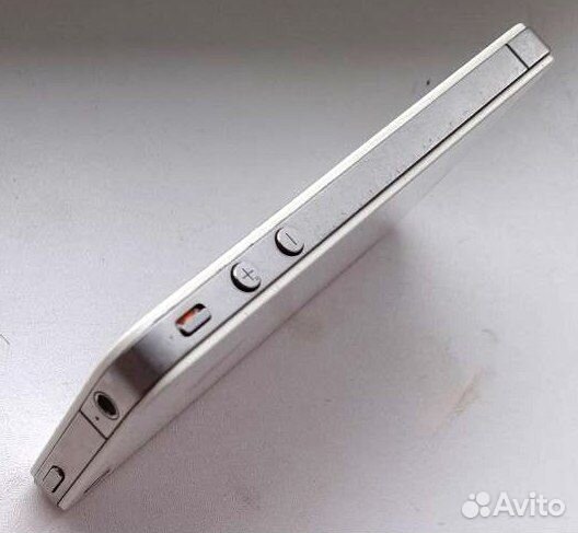 iPhone 4, 8 ГБ