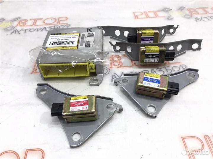 Блок управления AIR BAG Toyota Windom (MCV30) 200