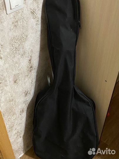 Акустическая гитара