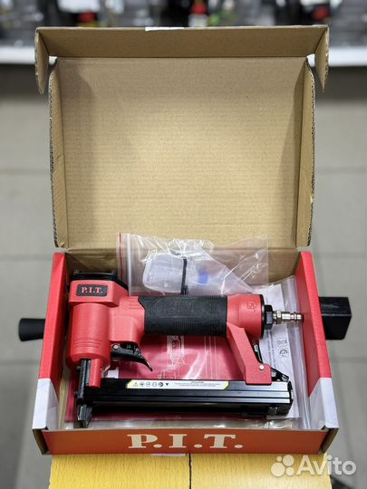 Степлер пневматический P.I.T. PNA 16 A