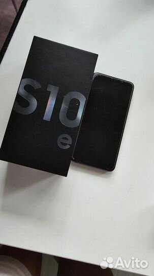 Samsung Galaxy S10e, 6/128 ГБ