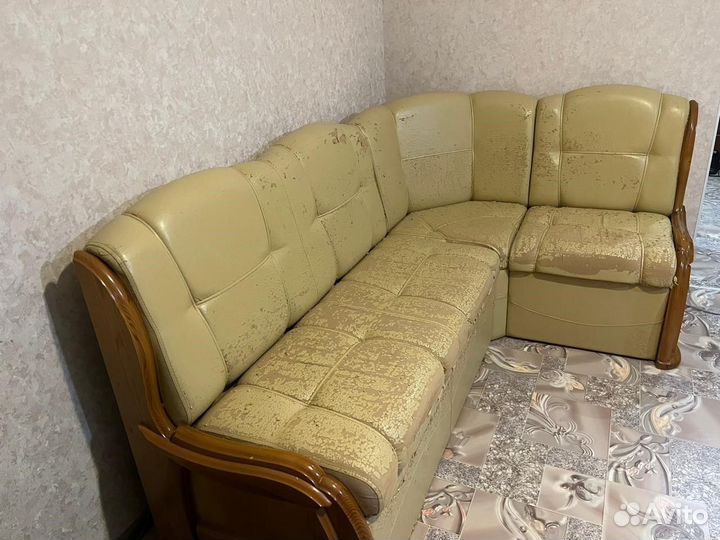 Кухонный уголок со спальным местом бу