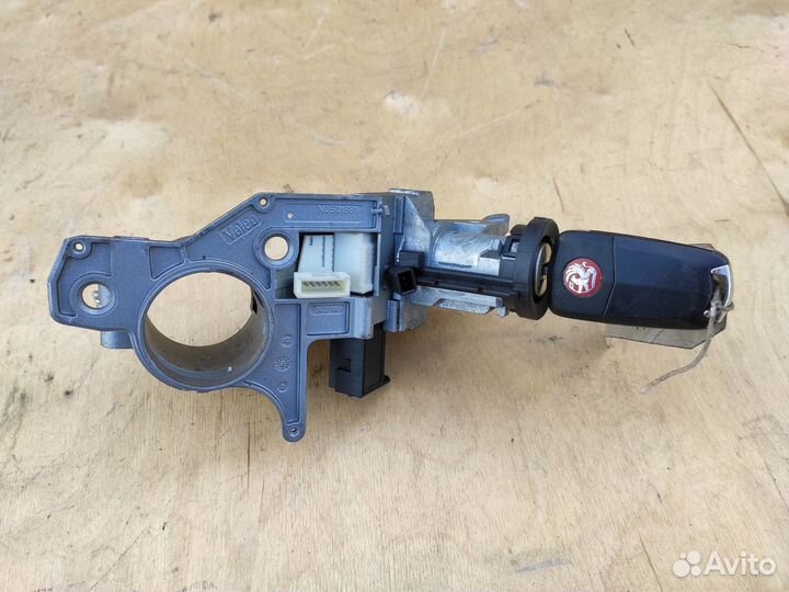 Замок зажигания с ключом на Опель Астра Н Зафира Б