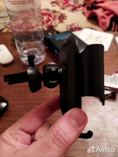 Держатель для телефона в машину