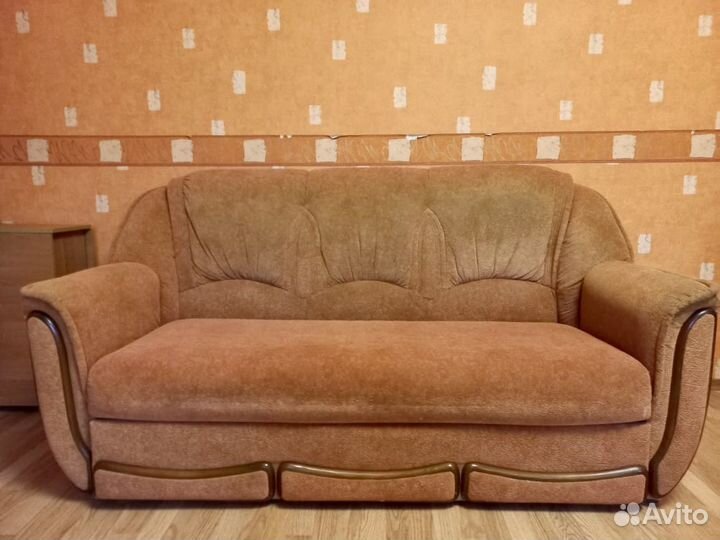 Диван и кресло бу