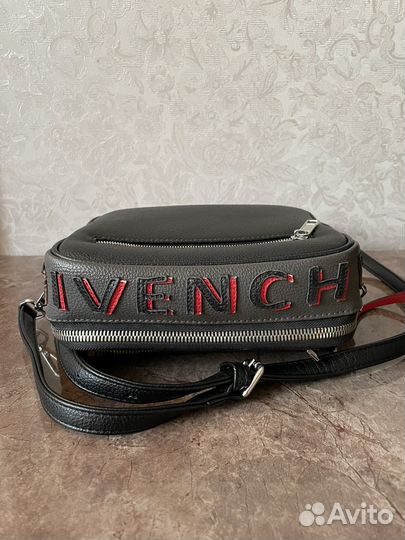 Сумка givenchy