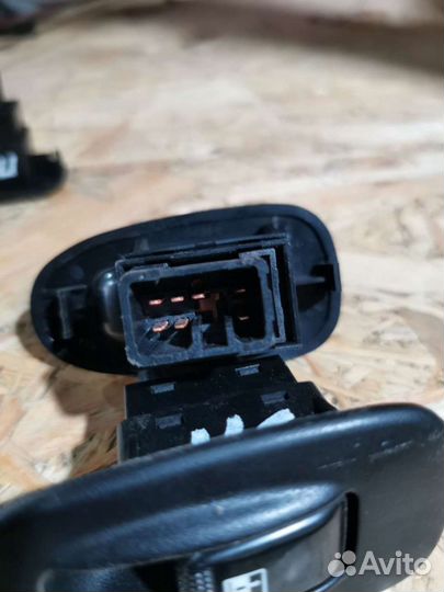 Кнопка стеклоподъемника kia spectra