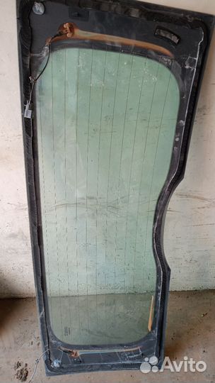 Заднее стекло крышки багажника Nissan note