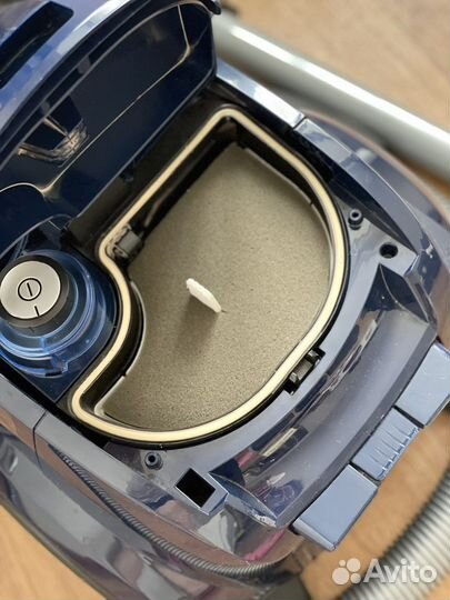 Пылесос Bosch relyy'y hepa1800 bgs31800