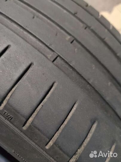Pirelli P Zero 225/40 R19 93W