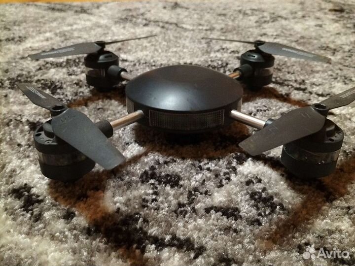 Квадрокоптер с камерой