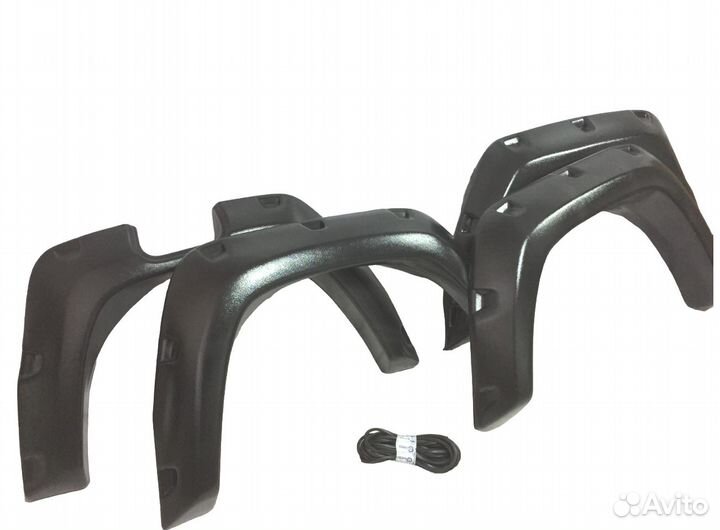 Расширители арок УАЗ Патриот с 2016 г. тиснение